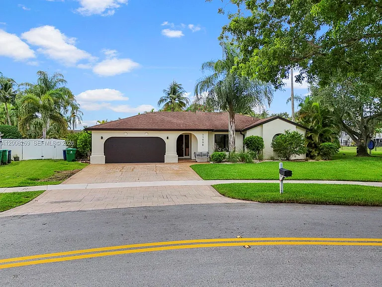 11998 SW 51st Ct — Photo 31