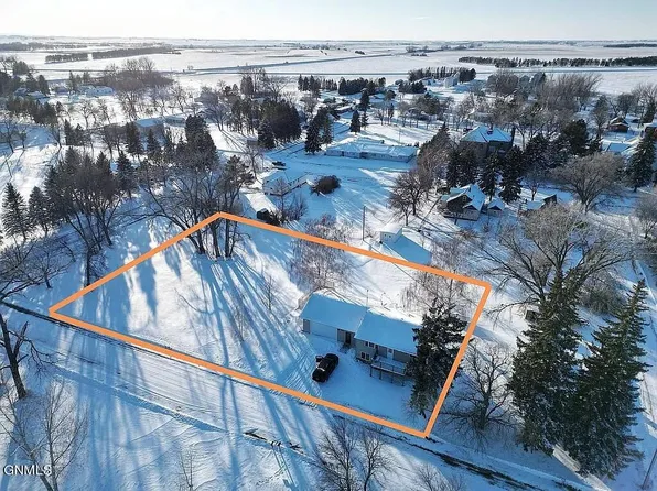 309 Moscow St, Karlsruhe, ND 58744