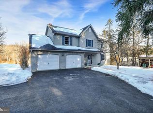 2853 Hauck Rd, Green Lane, PA 18054