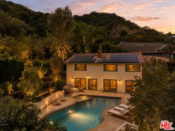 9830 Beeson Dr, Beverly Hills, CA 90210