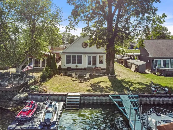 5875 E Saylor St, Lakeside Marblehead, OH 43440