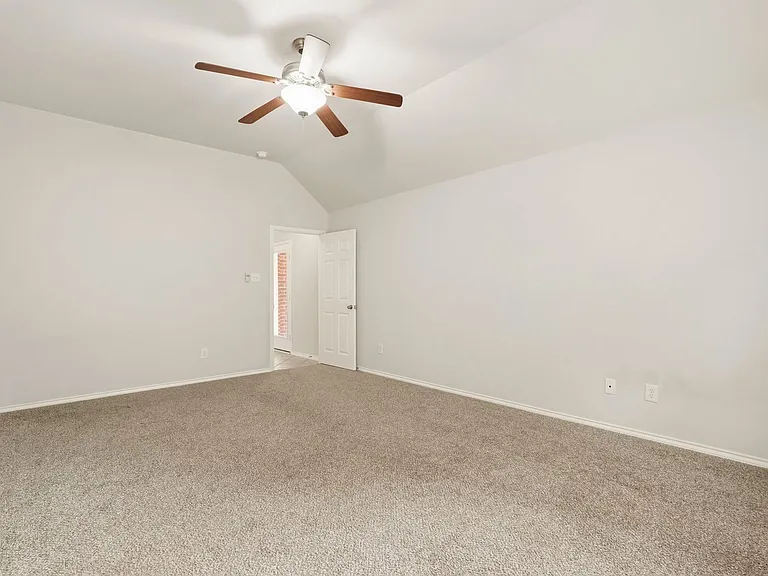 11914 Manasses Springs Ln — Photo 18