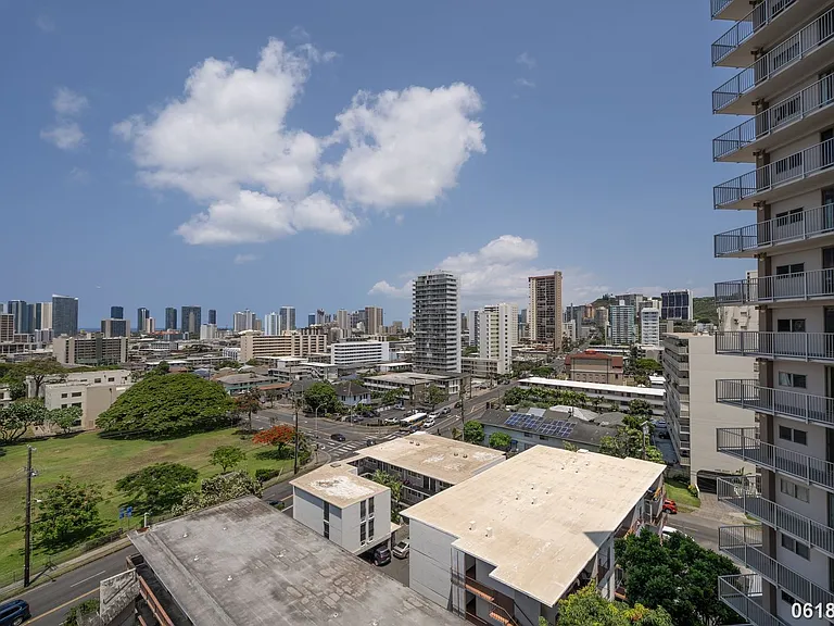 1617 Keeaumoku St #1005 — Photo 13