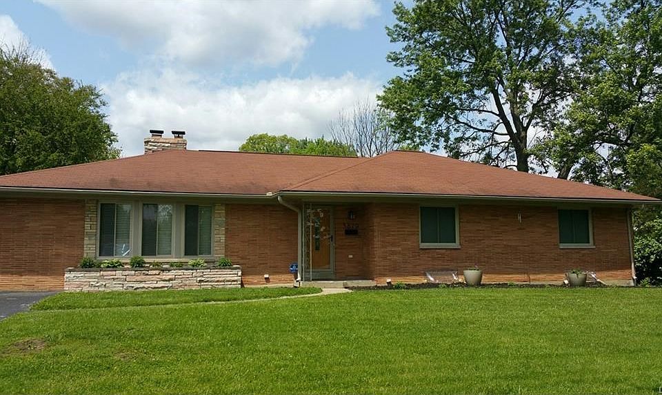 1st image of 3879 Dorset Dr
