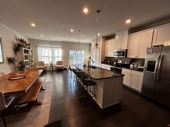 2nd image of 50 Itasca Dr