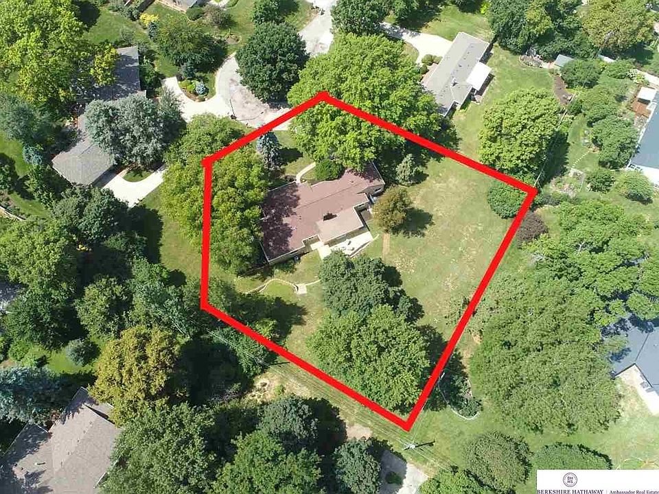 1st image of 7910 Shirley Cir