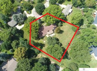 7910 Shirley Cir, Omaha, NE 68124