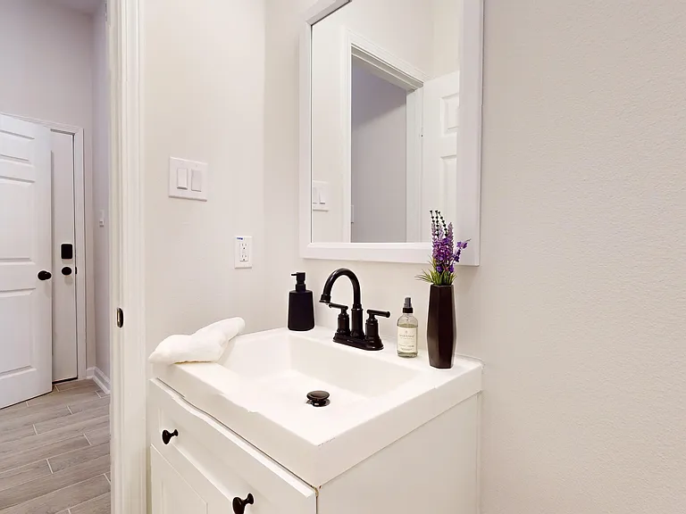 6211 Fairchild St — Photo 11