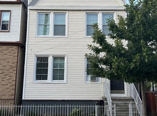 171 W 19th St, Bayonne, NJ 07002