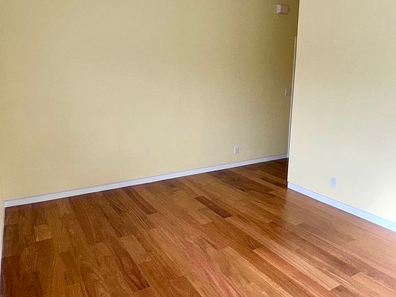 5th image of 2410 San Mateo St APT 16