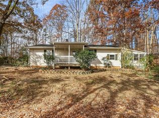 1090 Augusta Hicks Rd, Walnut Cove, NC 27052