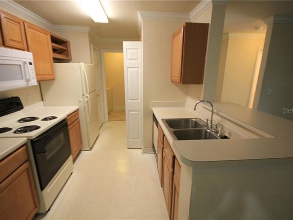 2nd image of 18361 Bridle Club Dr #18361