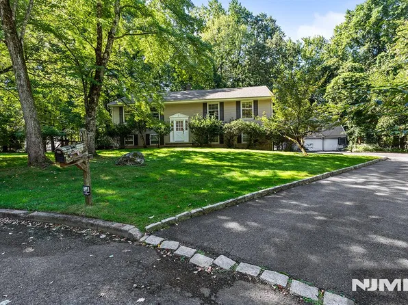 61 Charles Street, Allendale, NJ 07401