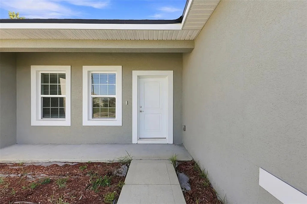 4 bed, 2.0 bath, 1578 sqft, $1,875 — Photo 3