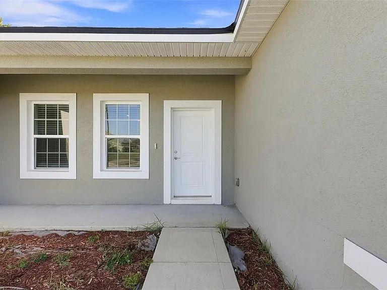304 Begonia Ct — Photo 3
