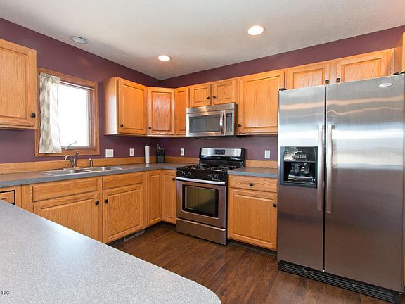 4th image of 2754 Fairfield Dr