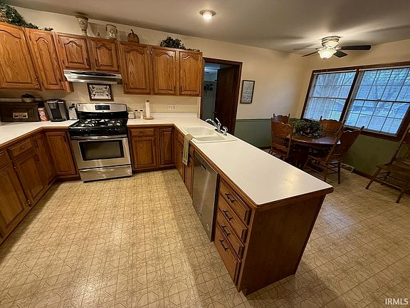 5th image of 7733 Ridgemont Dr