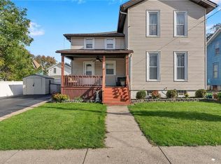 15 Park Pl, Lockport, NY 14094