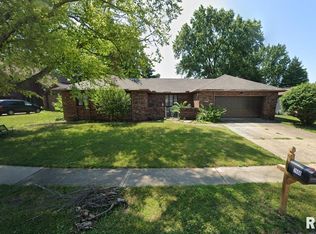 2608 Lemont Dr, Springfield, IL 62704