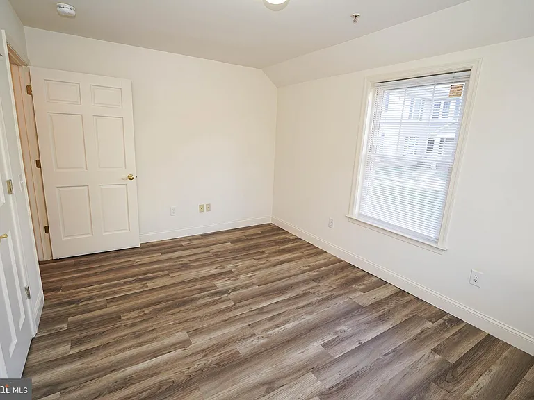 800 Travers St #6 — Photo 18