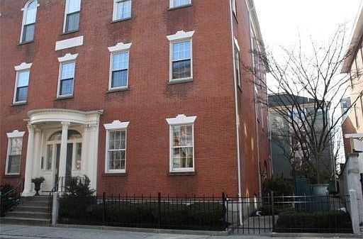 1st image of 129 Essex St Unit 3R