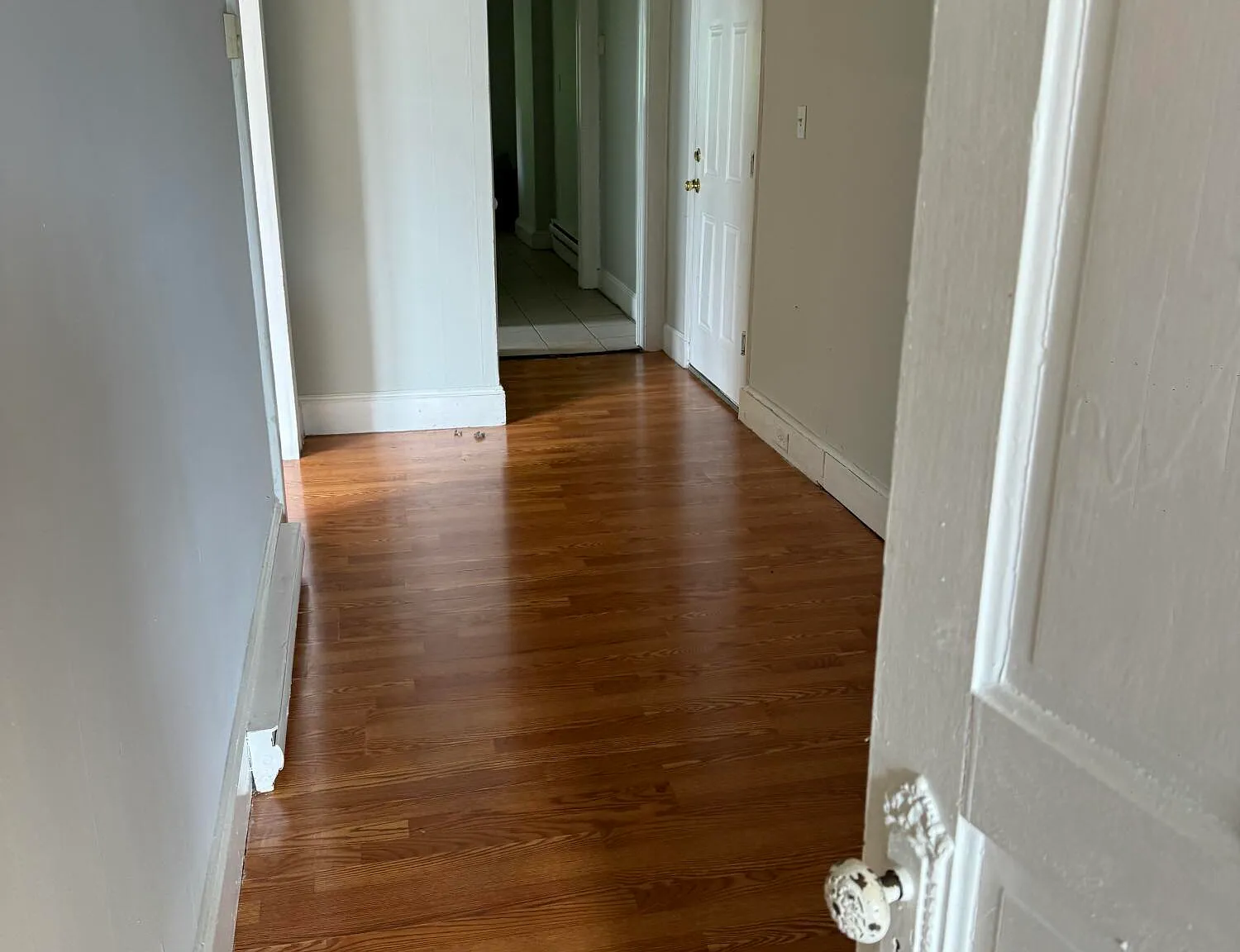 2 bed, 1.0 bath, 750 sqft, $1,150 — Photo 3