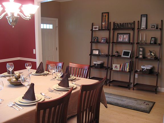 Entry/Dining Room