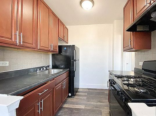 1st image of 65 E 19th St APT 10D