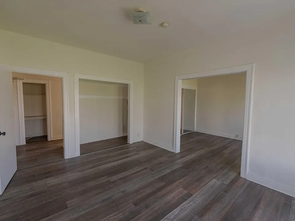 676 S Rampart APartments