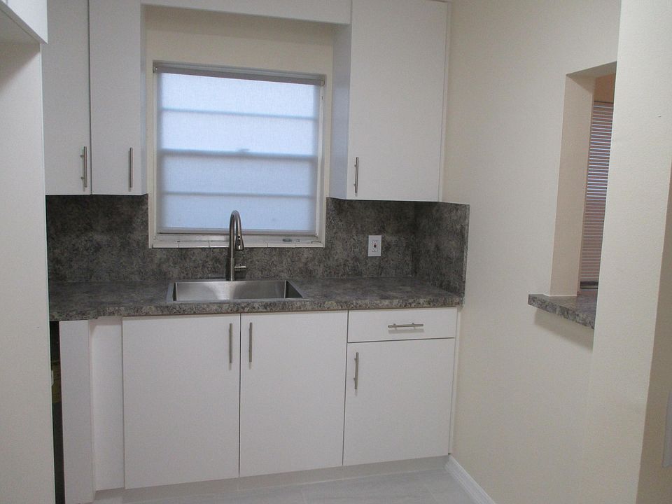 1st image of 31 Canterbury B #B