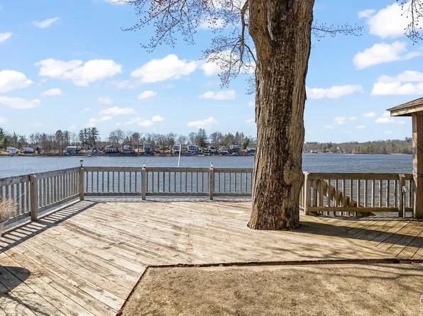 41 East Shore Drive, Valatie, NY 12184