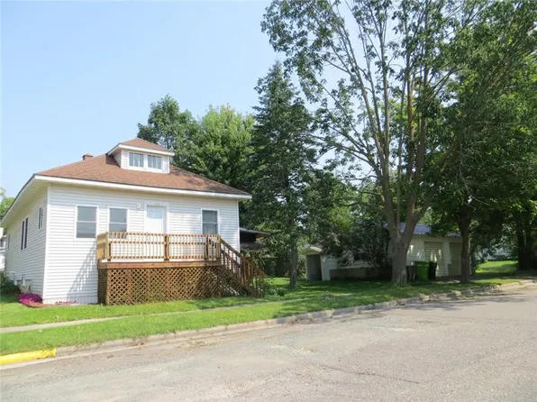 301 East School Street, Thorp, WI 54771