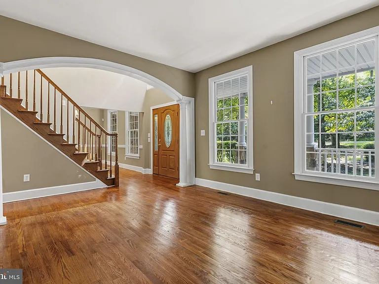 45105 Mill Creek Way — Photo 13