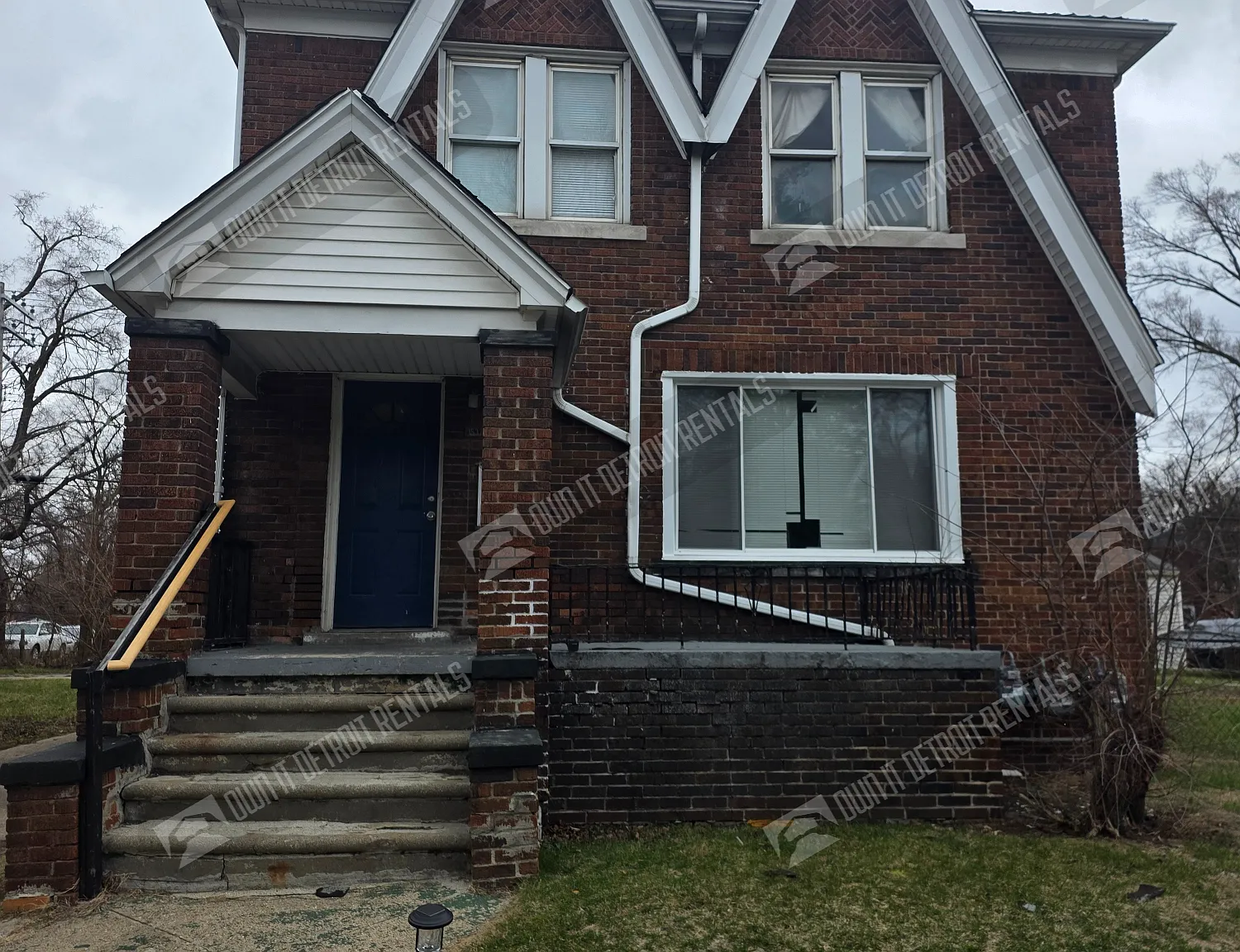 House- Upper Unit — Photo 1