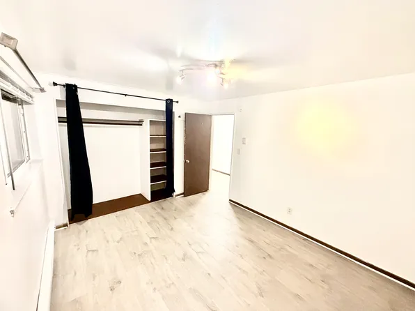 11728 12th Ave S #6, Seattle, WA 98168