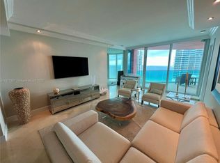300 S Pointe Dr APT 2806, Miami Beach, FL 33139