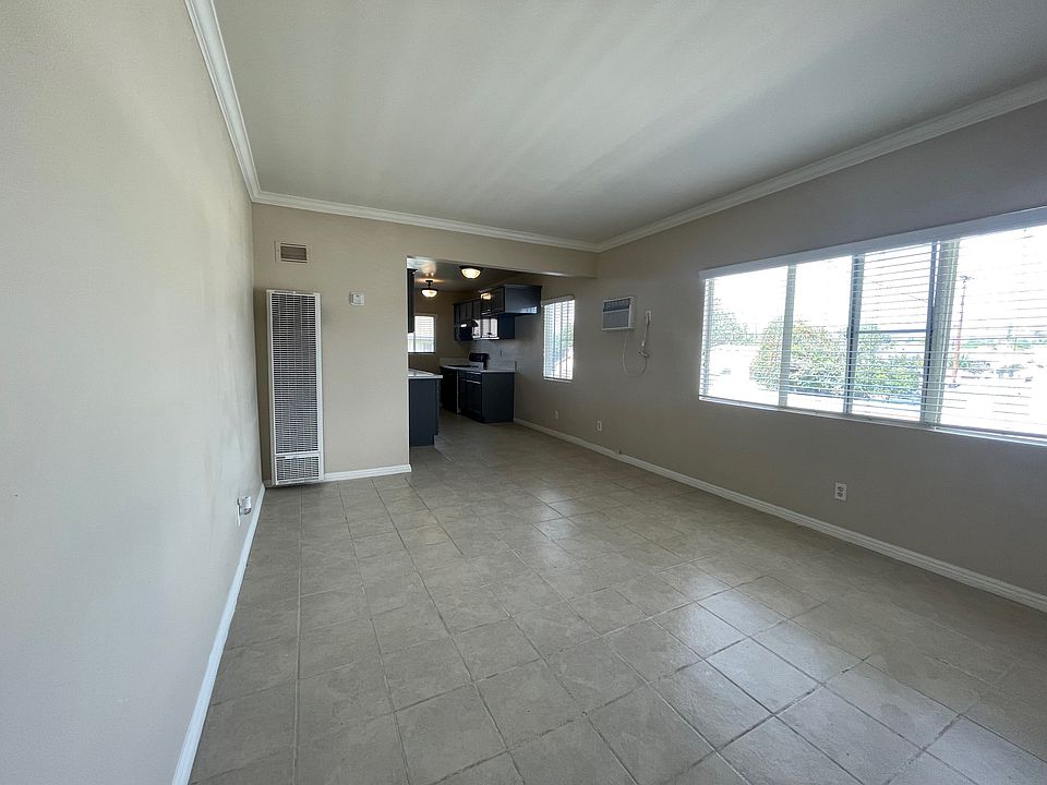 1st image of 5156 Canoga St #5156