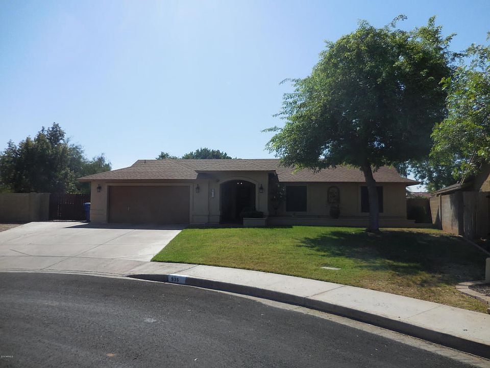 1st image of 935 N Somerset Cir