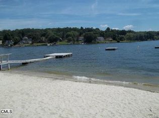 43 Arrowhead Rd, Brookfield, CT 06804