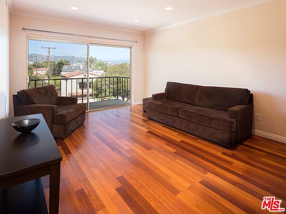 3rd image of 1115 S Elm Dr APT 319