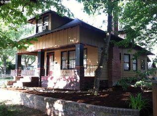 302 SE 88th Ave, Portland, OR 97216