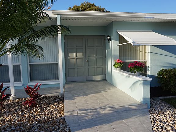 3rd image of 3824 SE 10th Pl