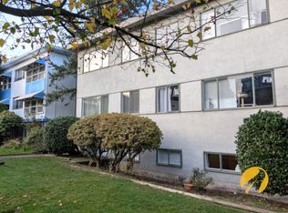 2435 W 2nd Ave #4, Vancouver, BC V6K 1J5