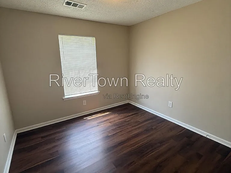 3236 Sweet Springs Dr — Photo 7