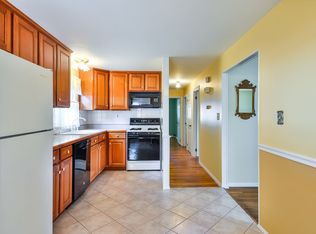 12 Greenwood Dr, Nashua, NH 03062