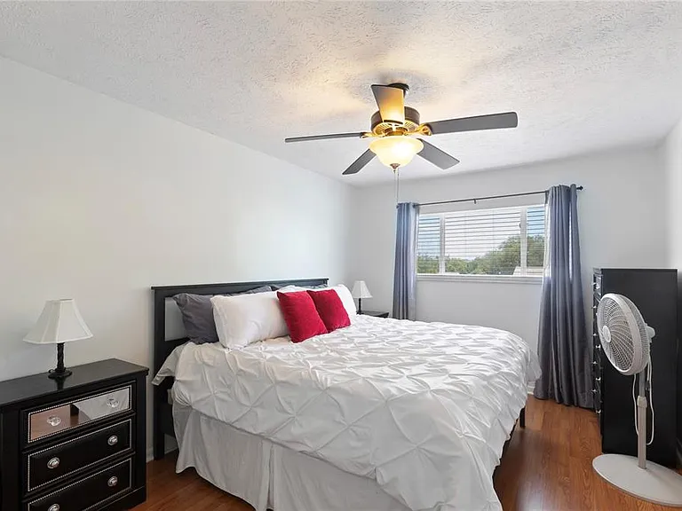1925 Marla Ct — Photo 23