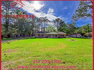 6868 Bay Rd, Mobile, AL 36605