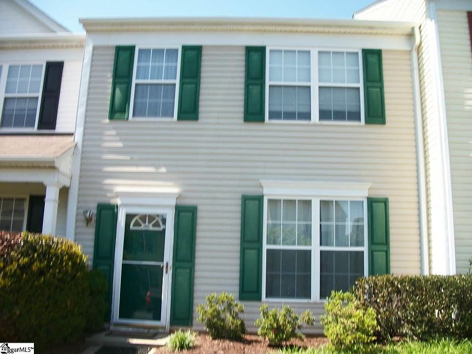 1st image of 121 Waterford Park Dr