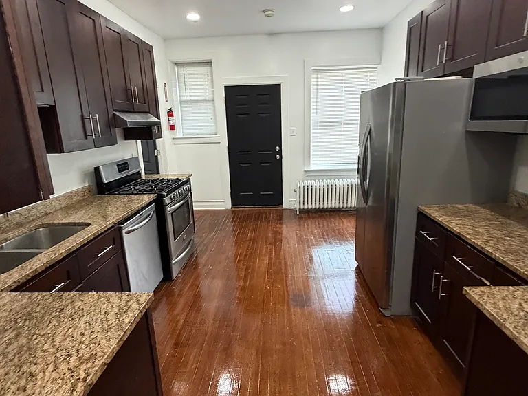 1325 S Independence Blvd #3 — Photo 13