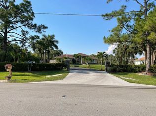 1191 16th Ave SW, Naples, FL 34117